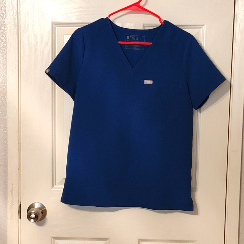 Figs one pocket scrub top